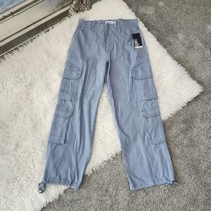 refuge Cargo Jeans. Size Large. New.